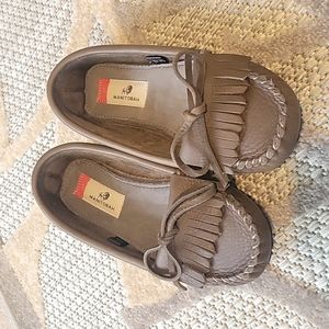 Manitobah Sunshine Mocassin Sz 7 Leather
